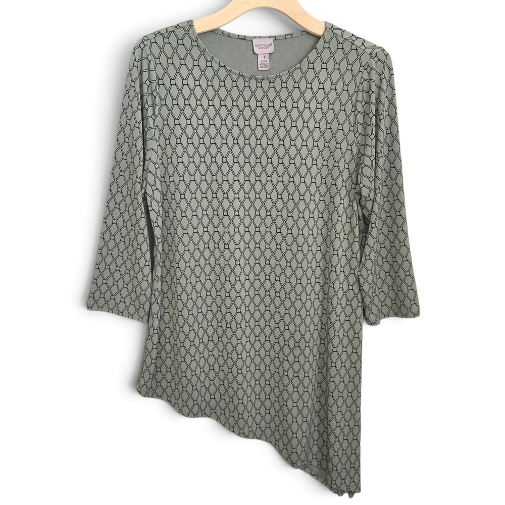 Chicos Top Womens Size 1 M Sage Green Modern Geometric 3/4 Sleeve Asymmetrical